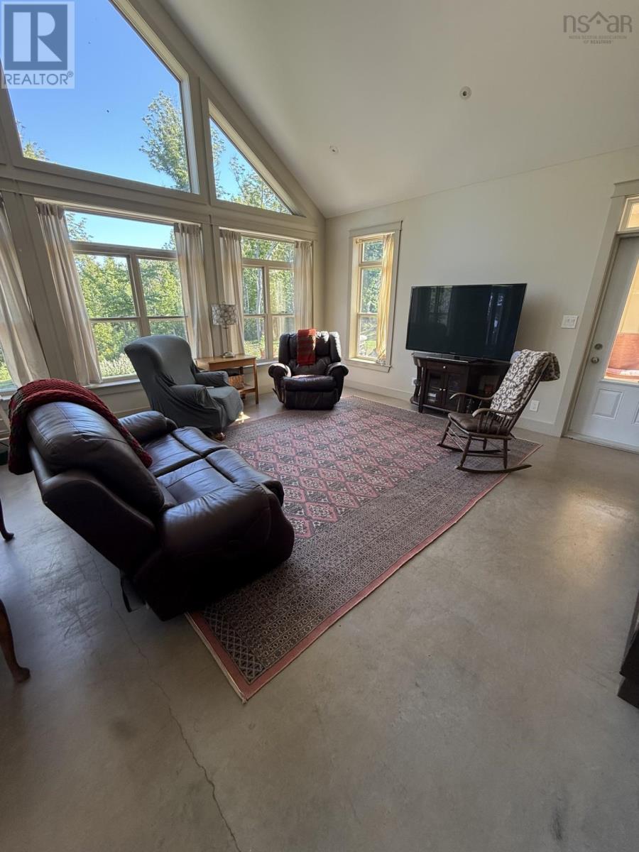 5386 HIGHWAY 337, CAPE GEORGE, ANT. CO. - 29