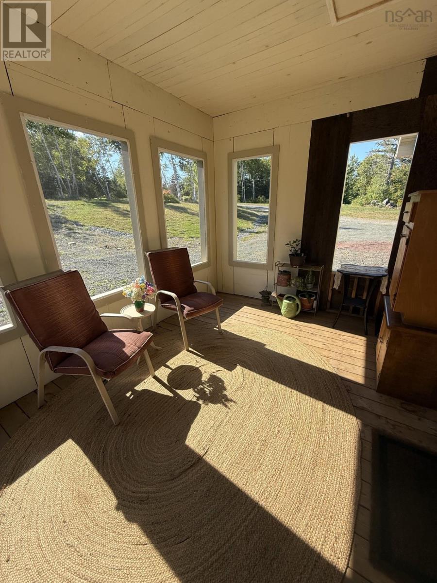 5386 HIGHWAY 337, CAPE GEORGE, ANT. CO. - 22