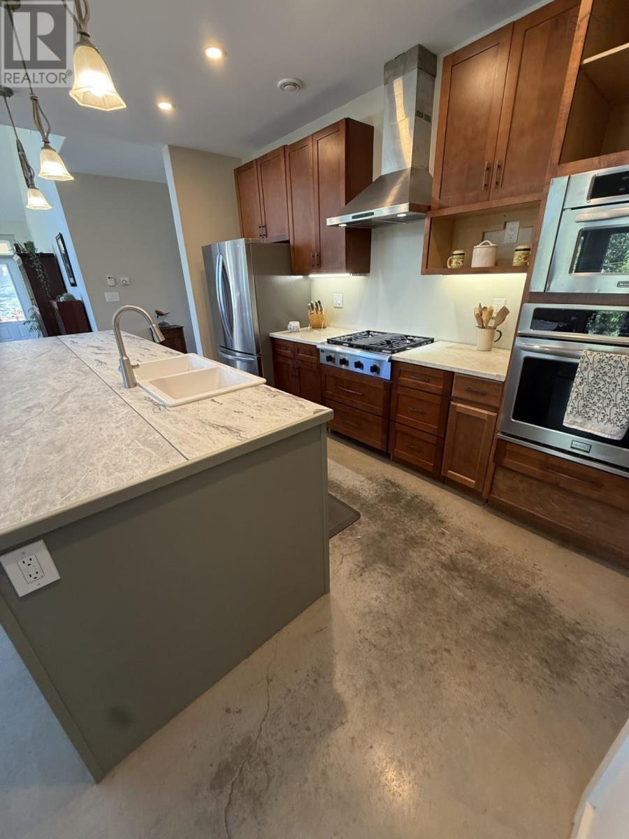 5386 HIGHWAY 337, CAPE GEORGE, ANT. CO. - 25