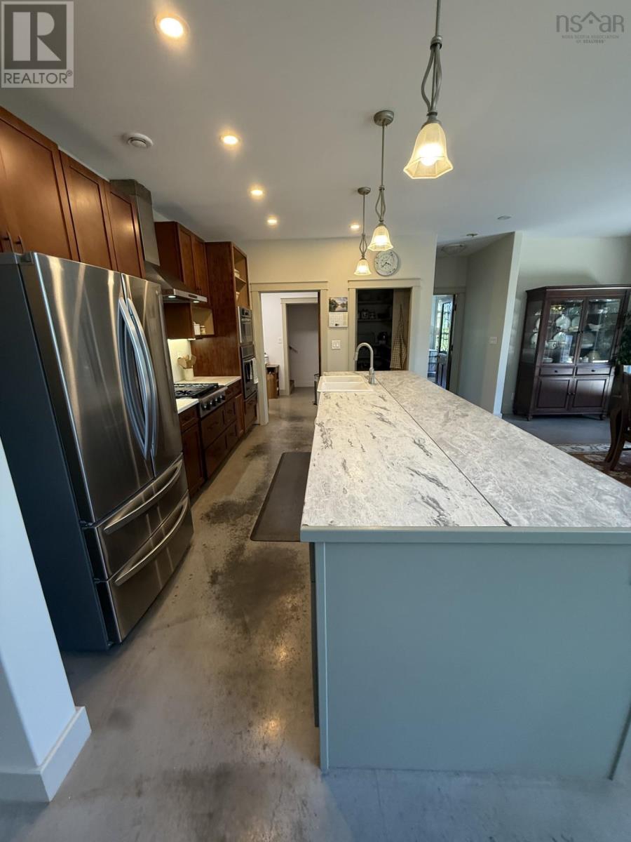 5386 HIGHWAY 337, CAPE GEORGE, ANT. CO. - 23