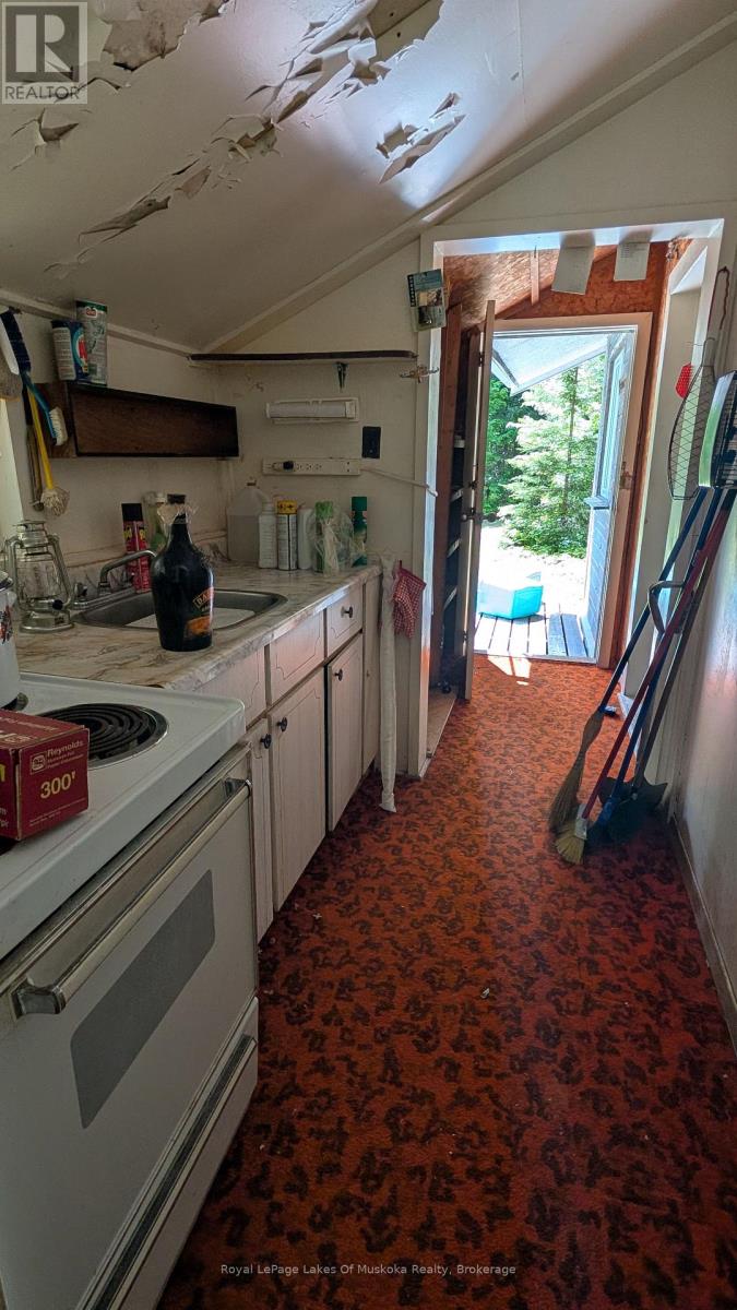 386 LOCKE'S ROAD - 32