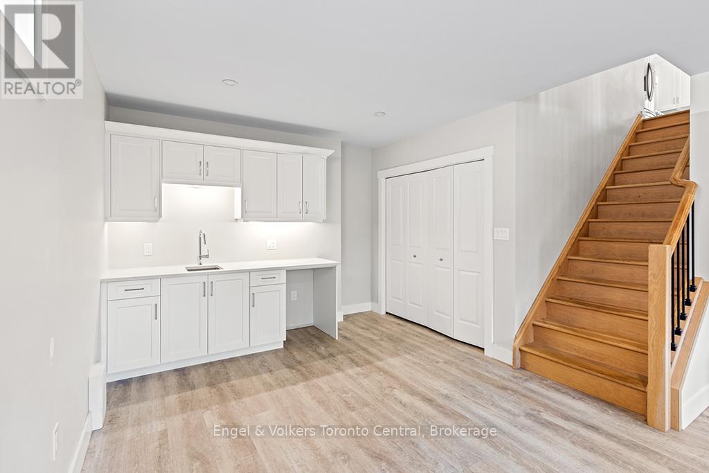 515 4TH STREET W - 25