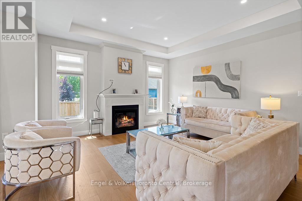 515 4TH STREET W - 7