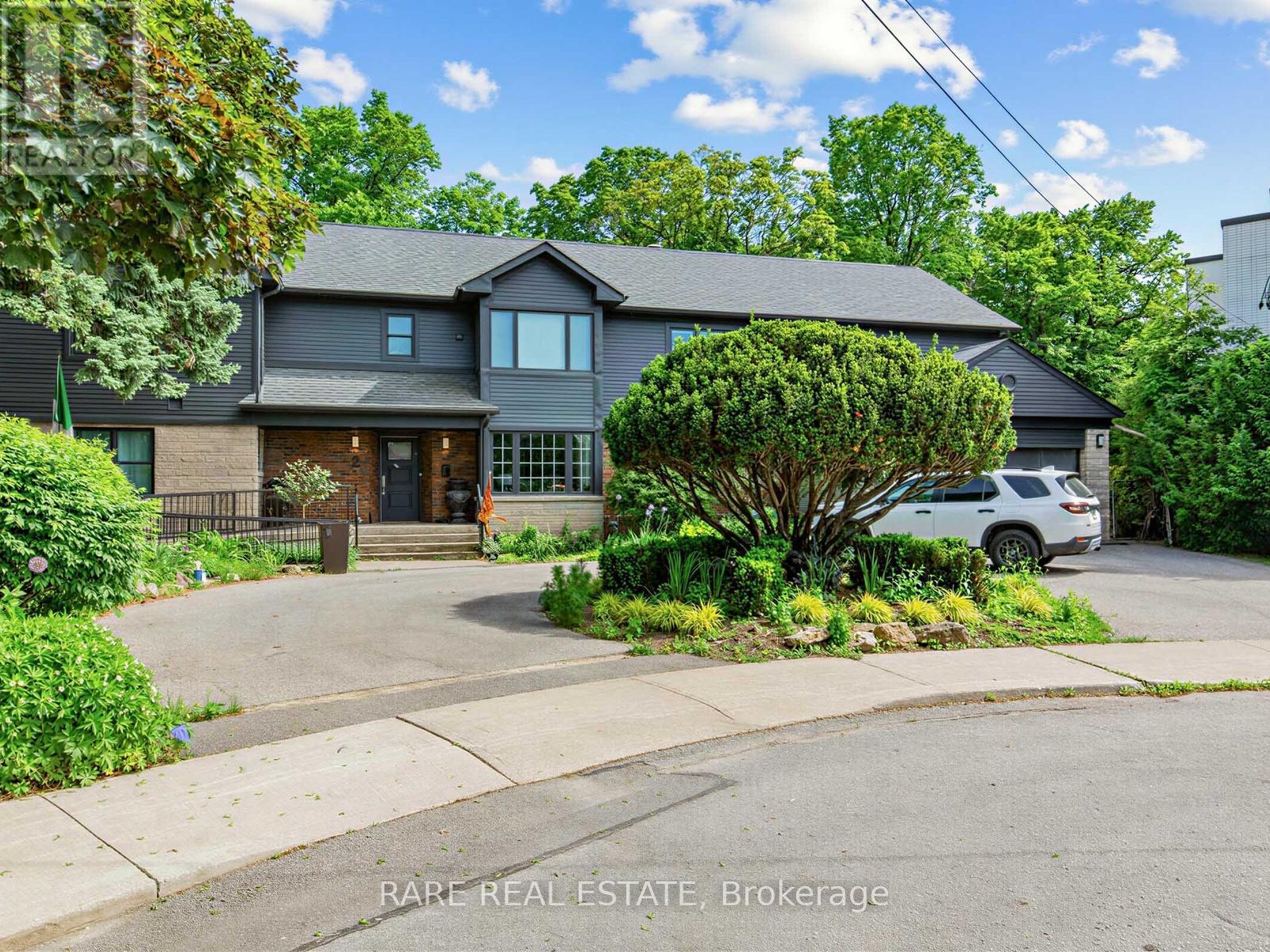 Listing photo of LOWER - 2 LEANDER COURT