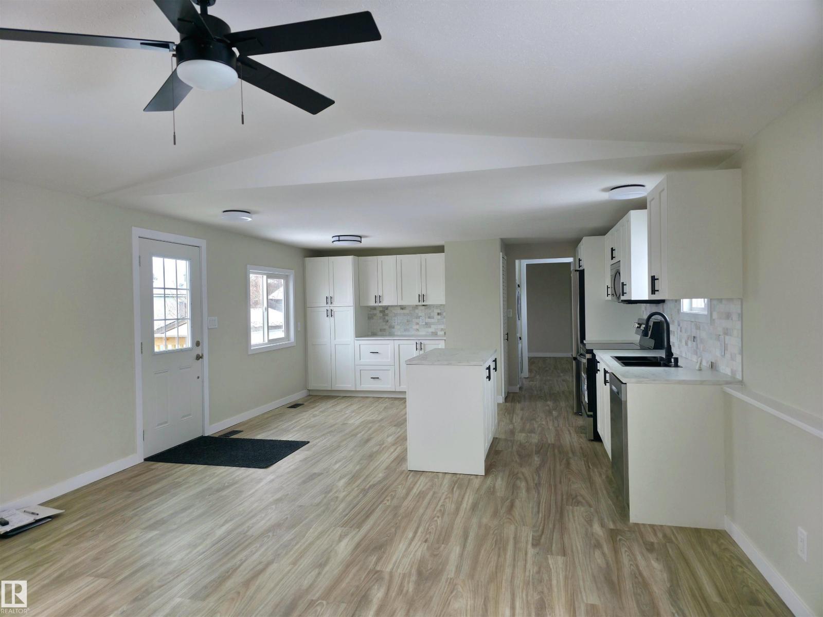 735 Parkland Brook — photo 8