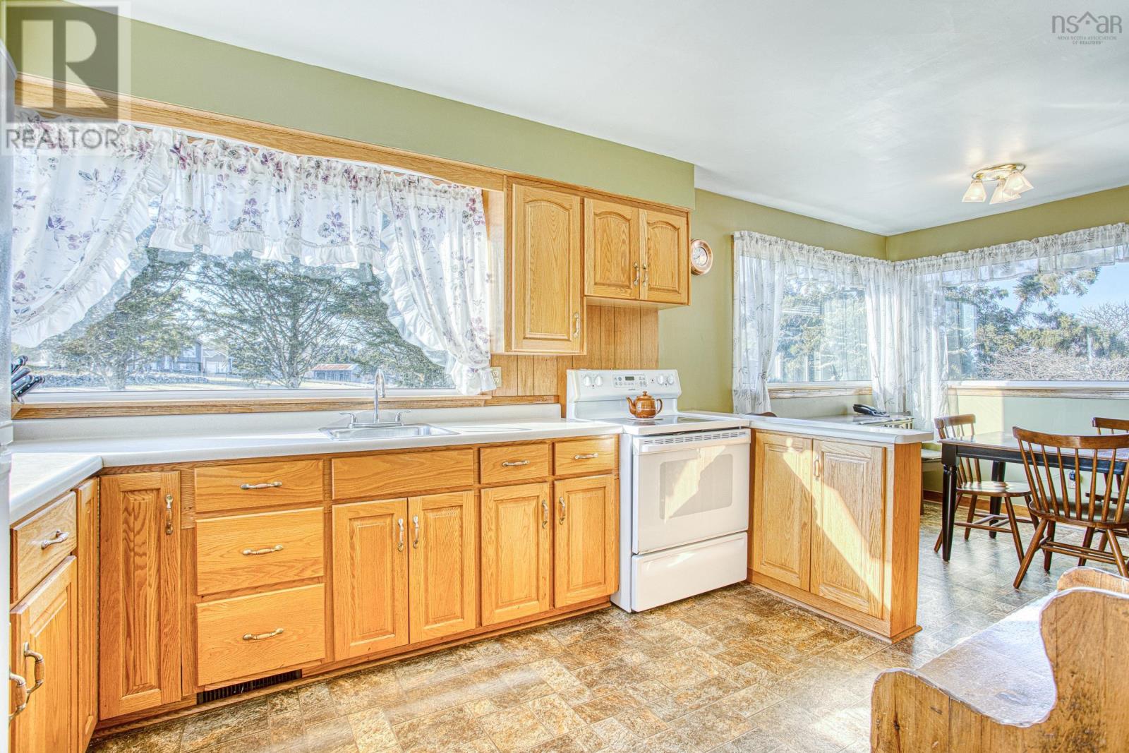 Property 1 of 46 of 1569 Cow Bay Road