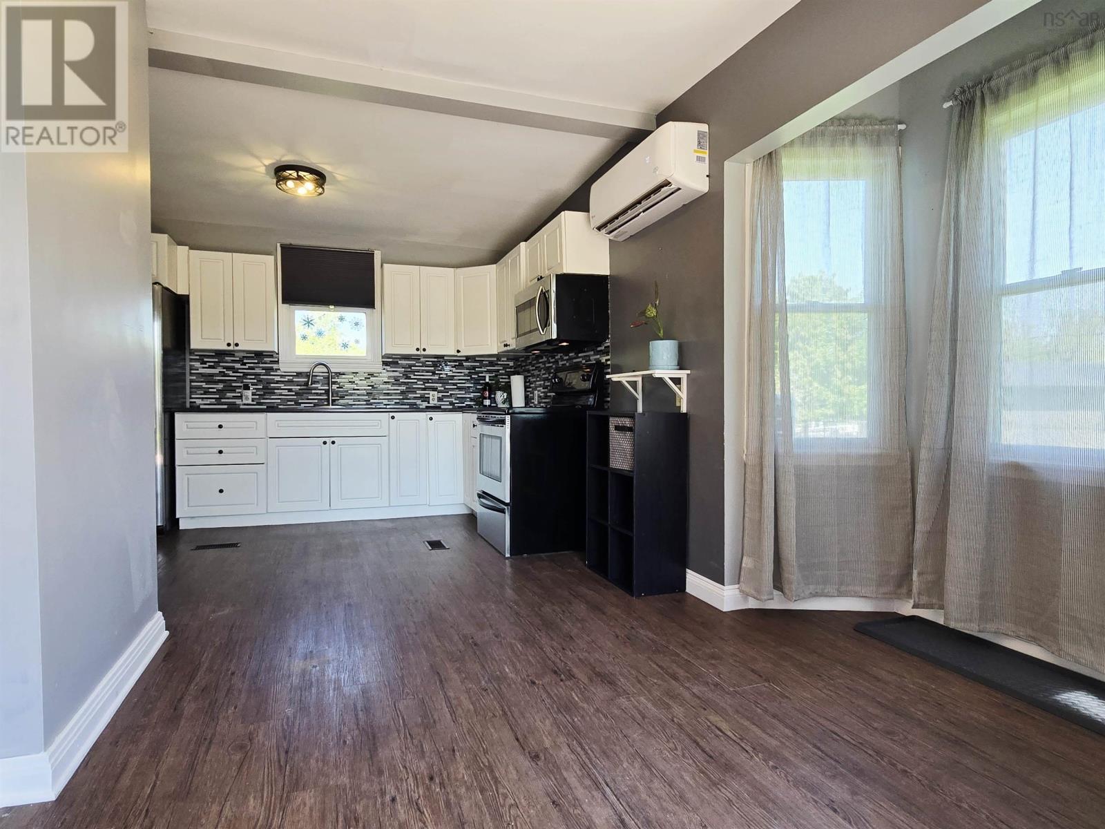 Property 34 of 39 of 337 Tremont Street