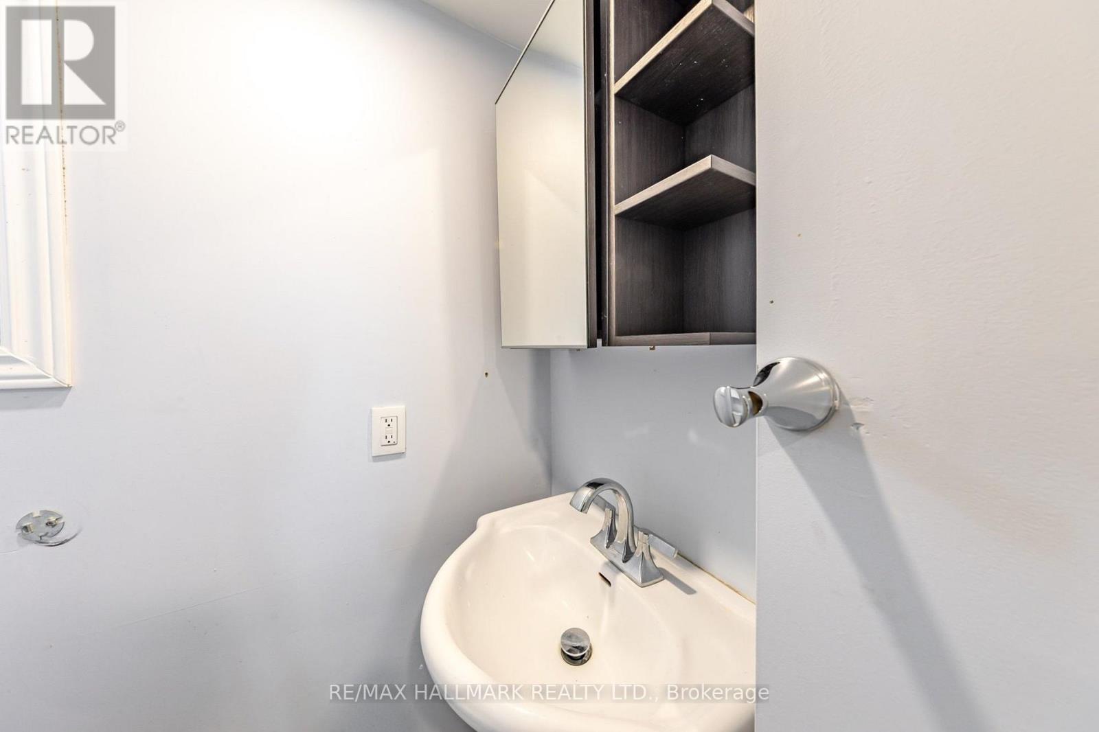 170 ELLIOTT STREET - 27