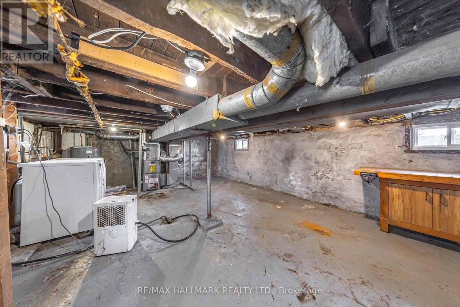 170 ELLIOTT STREET - 30