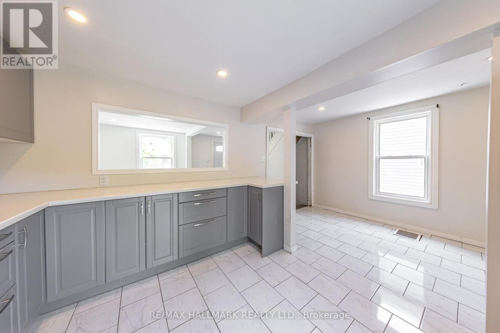 170 ELLIOTT STREET - 17