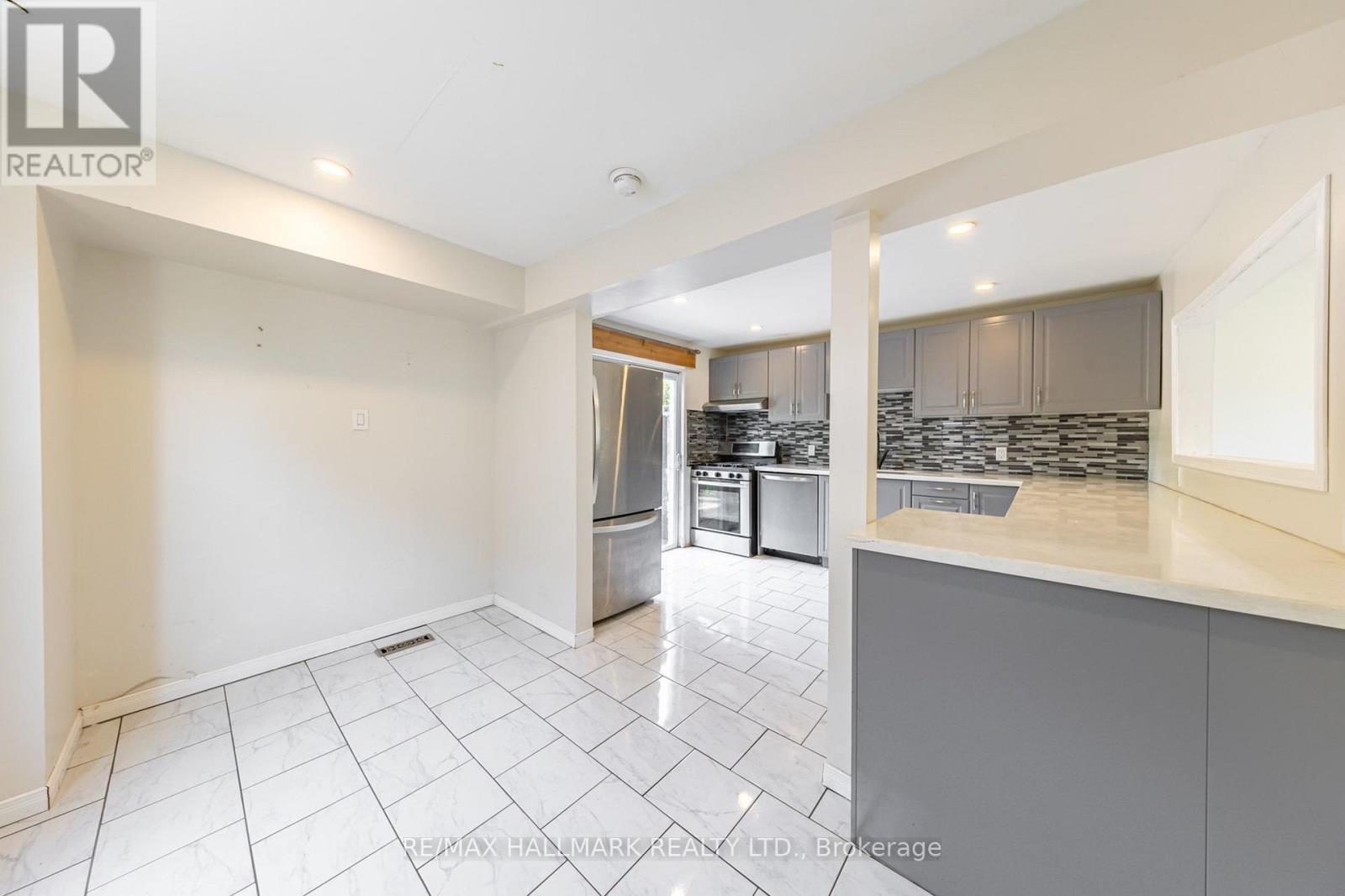 170 ELLIOTT STREET - 12