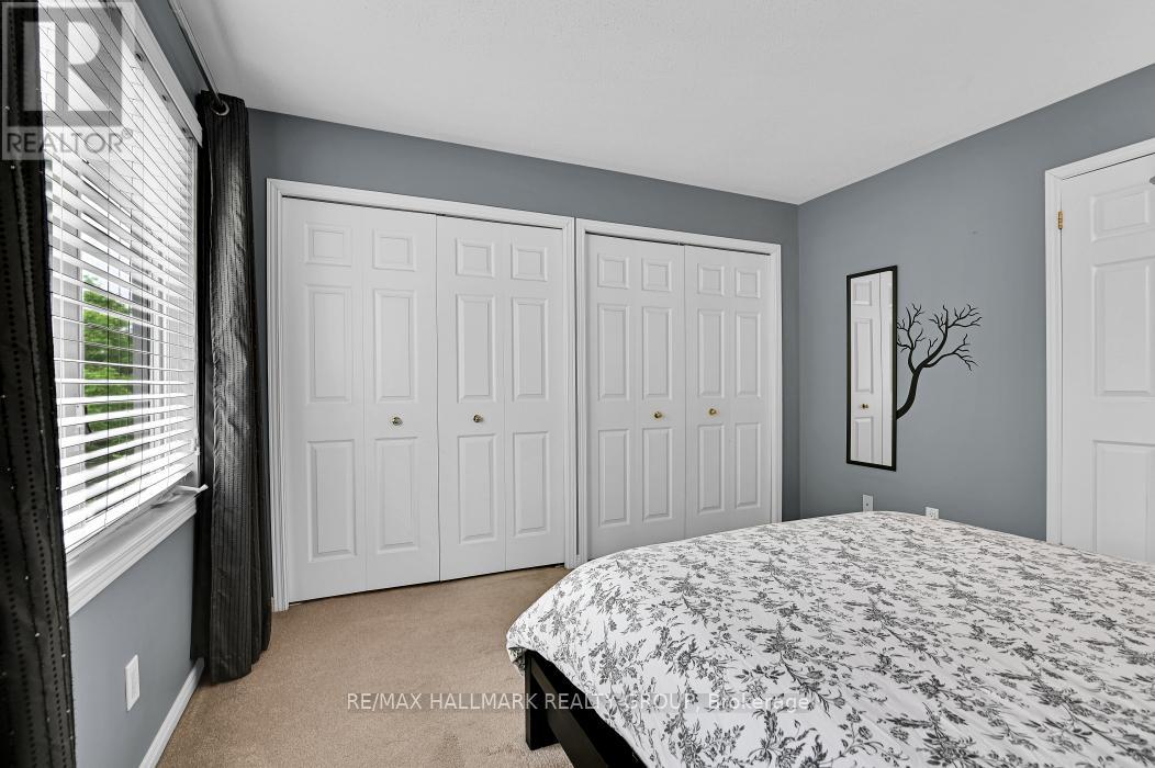 39 STRATHAVEN PRIVATE - 24