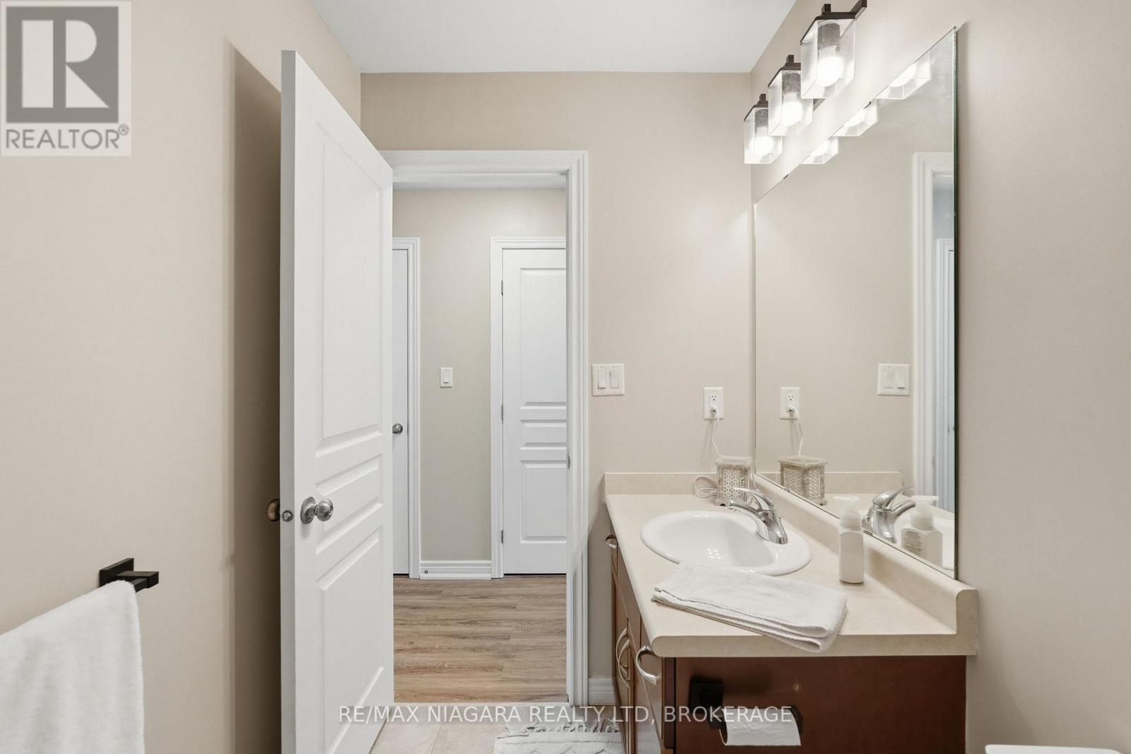 49 CEDAR STREET - Image 32