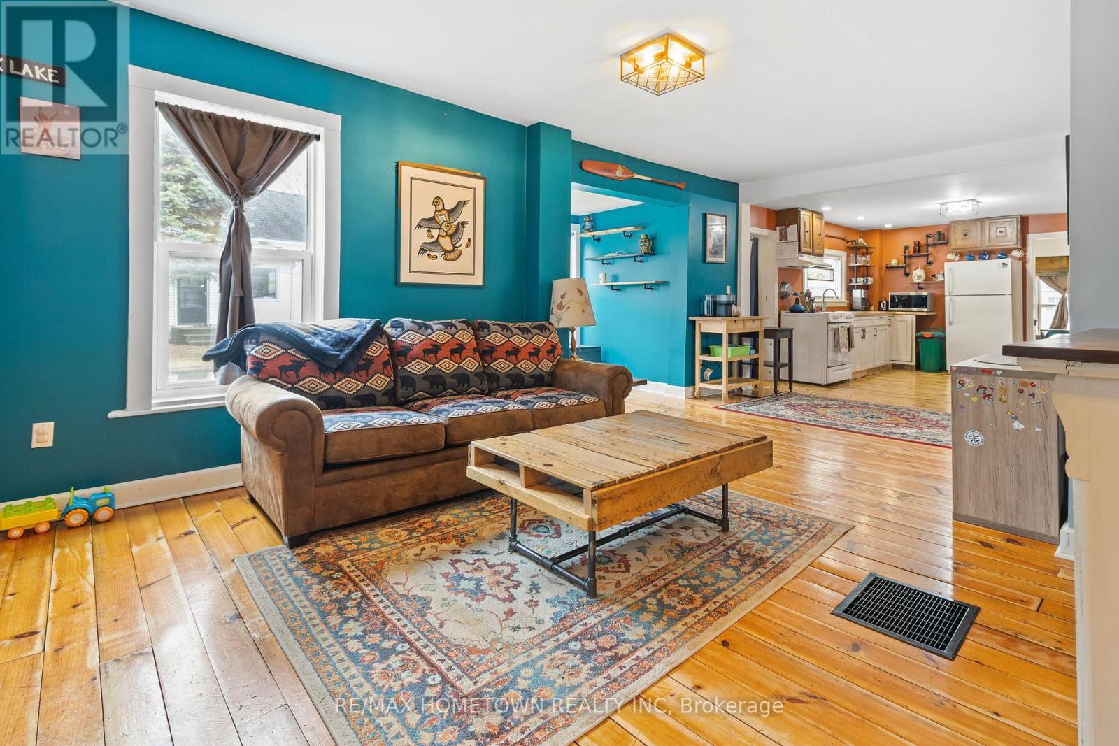 2166 DUNDAS STREET - 15