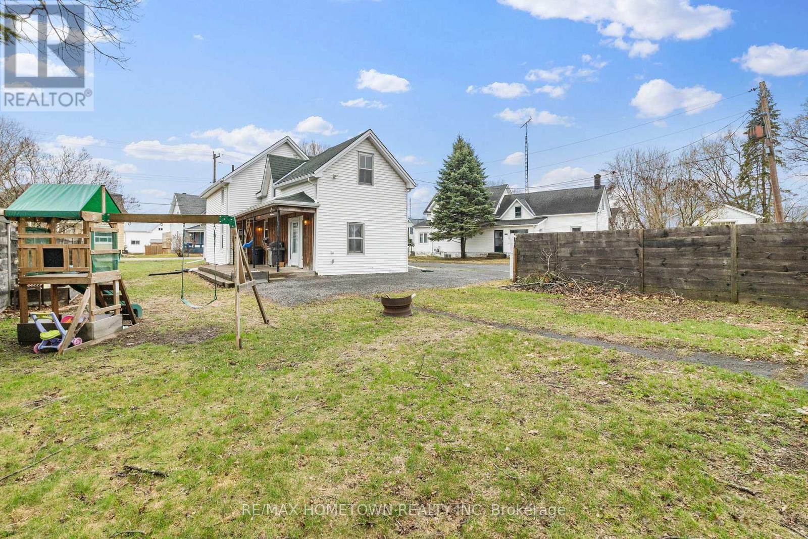 2166 DUNDAS STREET - 3