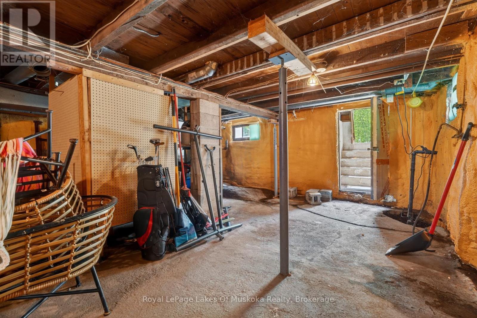 1018 SNIDERS BAY ROAD - 25