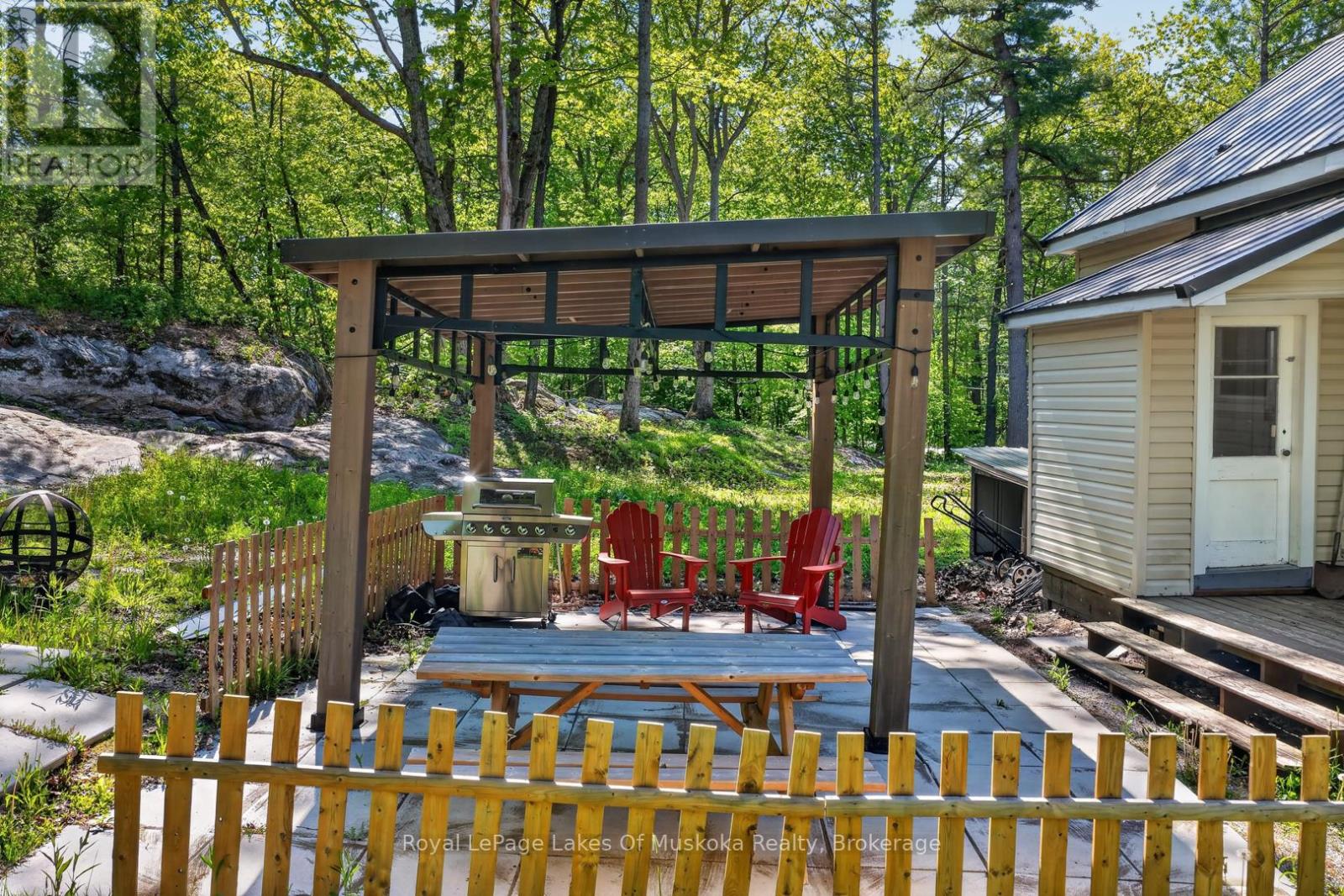 1018 SNIDERS BAY ROAD - 30