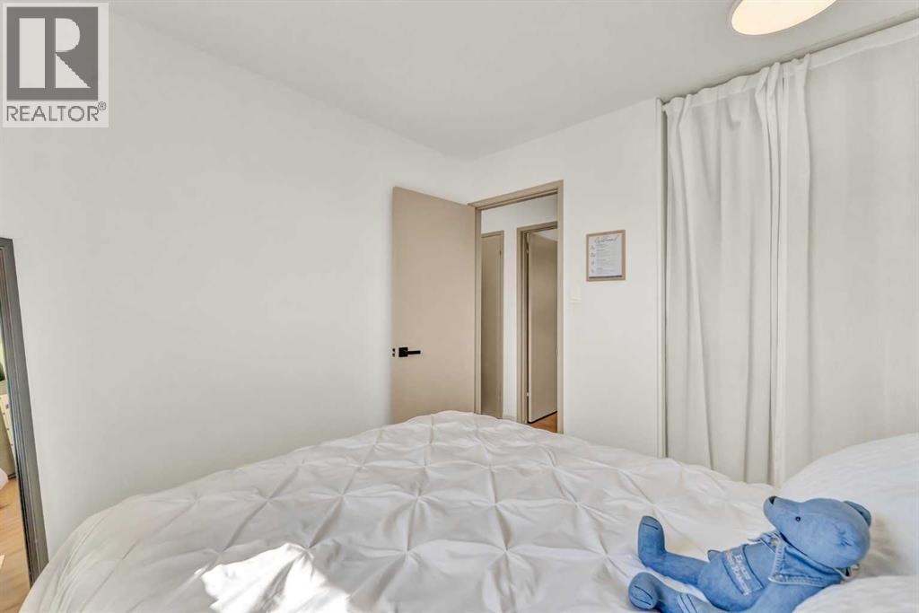 10 Hayward Court NE — photo 22