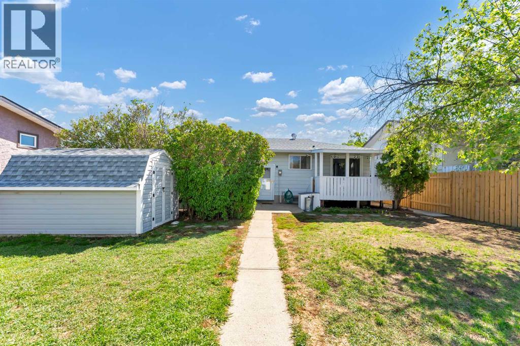 10 Hayward Court NE — photo 44