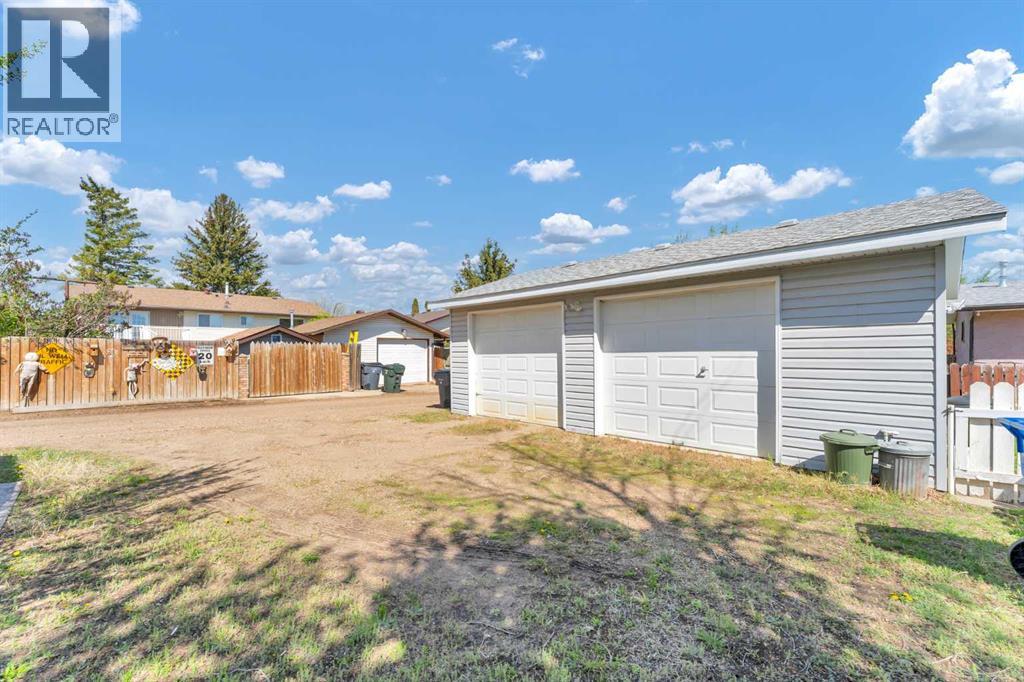 10 Hayward Court NE — photo 46