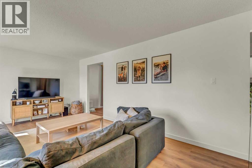10 Hayward Court NE — photo 8