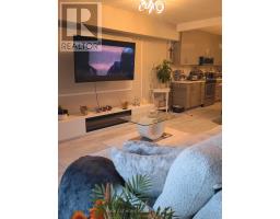2407 - 33 Harbour Square, Toronto, ON M5J2G2 Photo 10