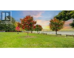 2407 - 33 Harbour Square, Toronto, ON M5J2G2 Photo 6
