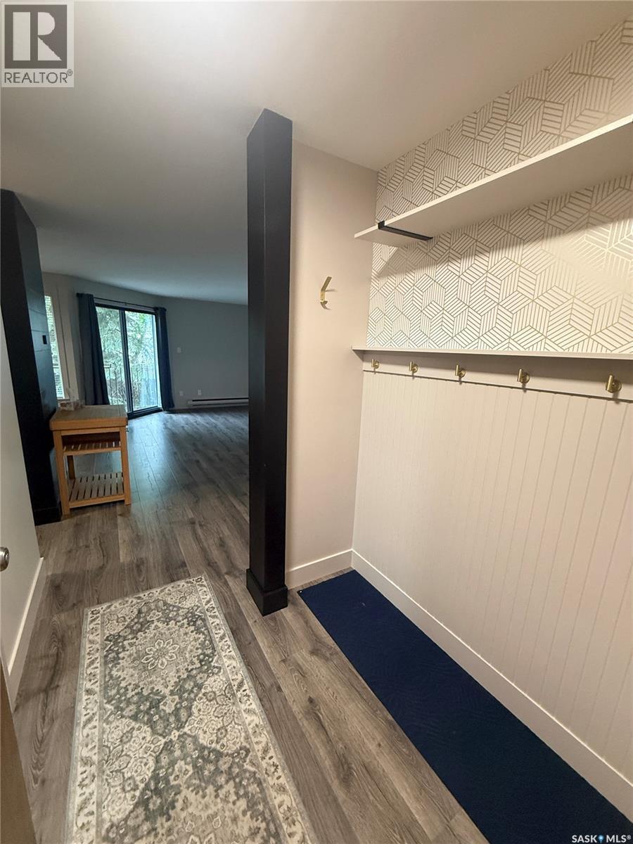201 302 Tait CRESCENT - photo 2