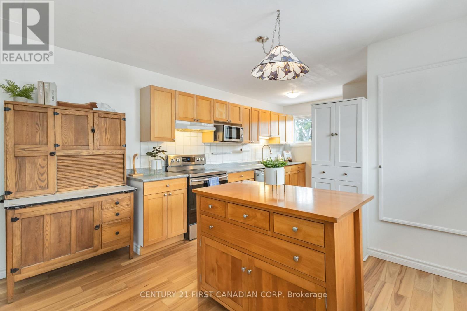 91 BISCAY ROAD - 12