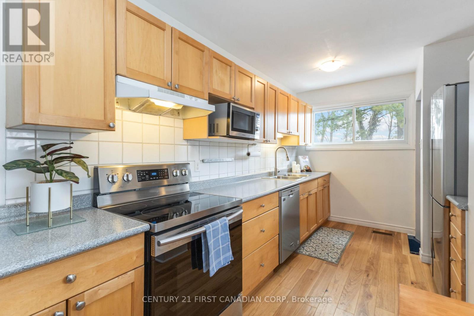91 BISCAY ROAD - 13