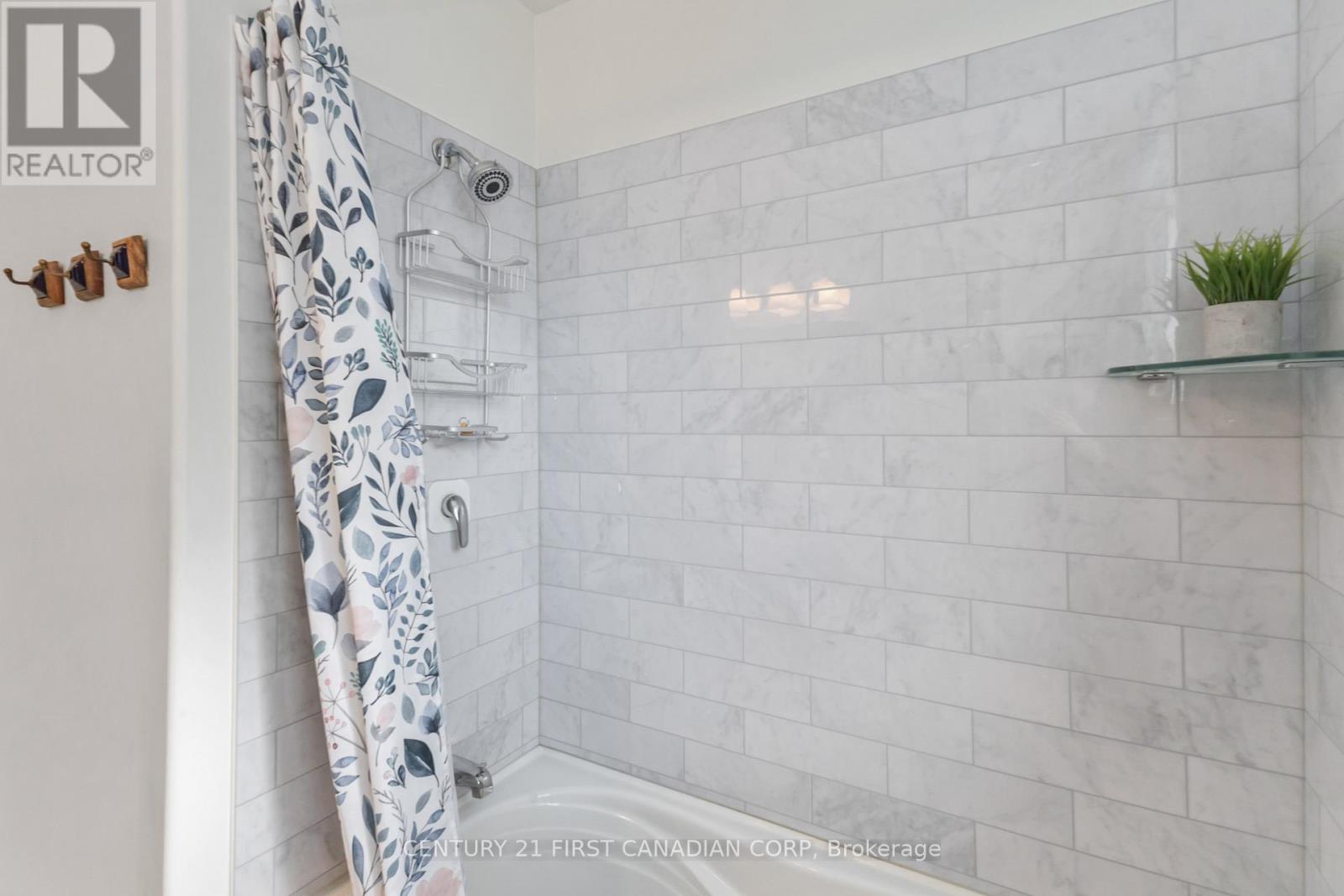 91 BISCAY ROAD - 21