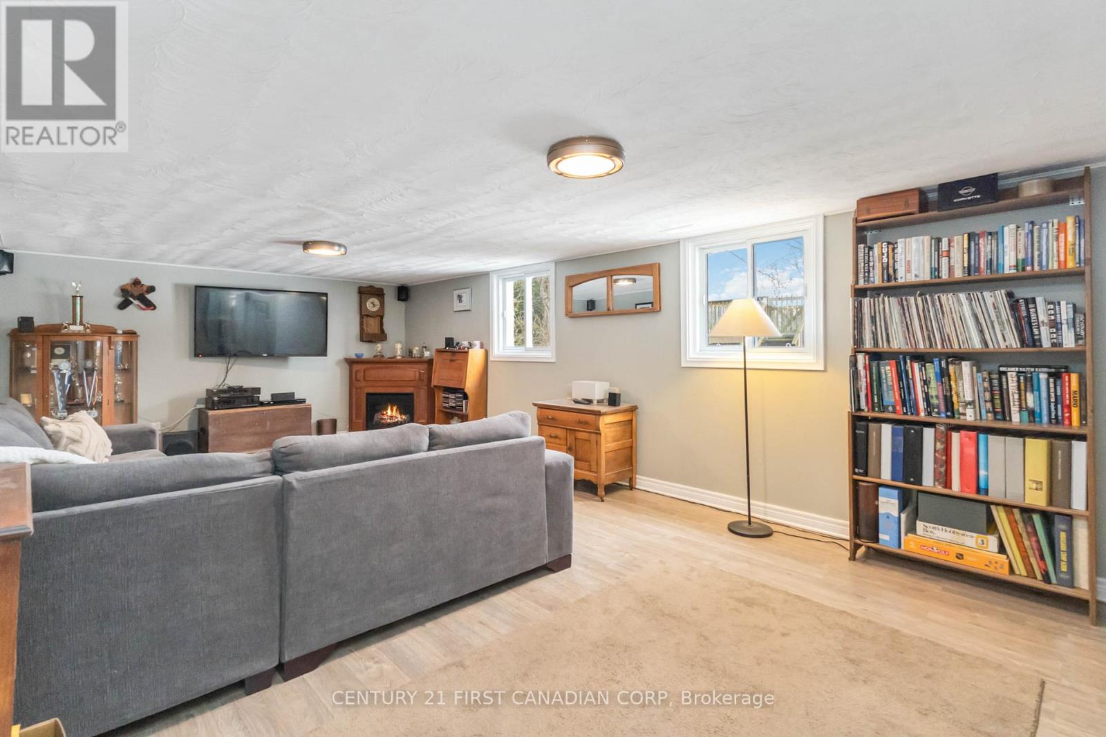 91 BISCAY ROAD - 28