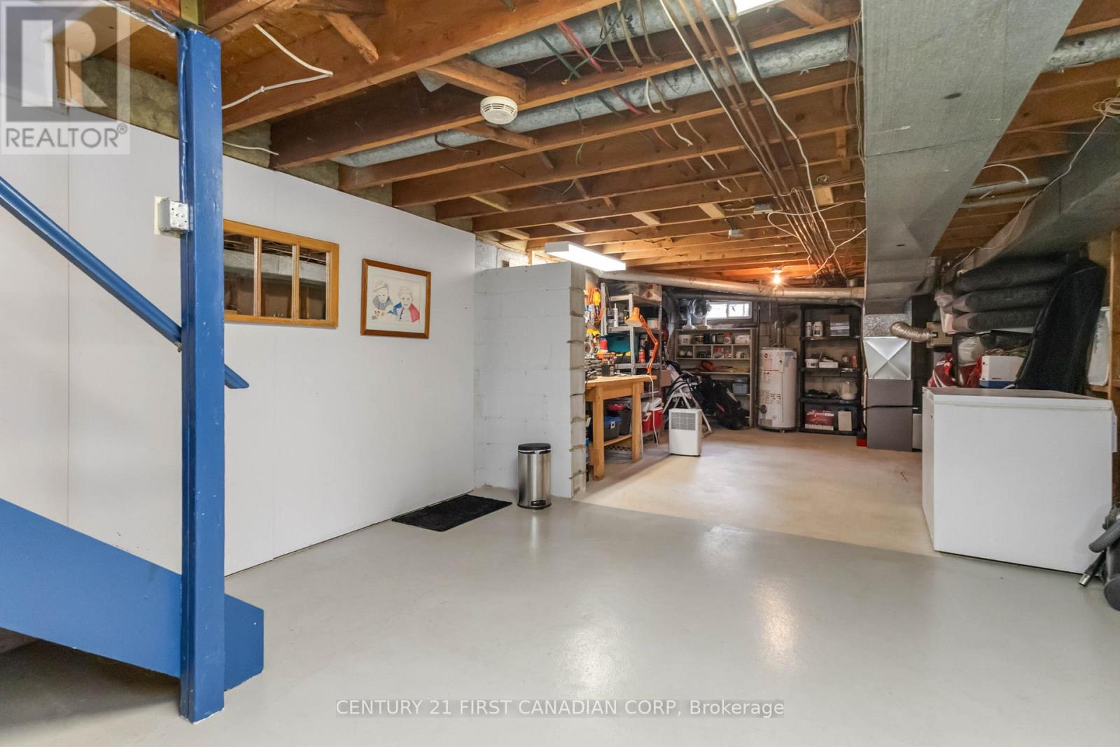 91 BISCAY ROAD - 32