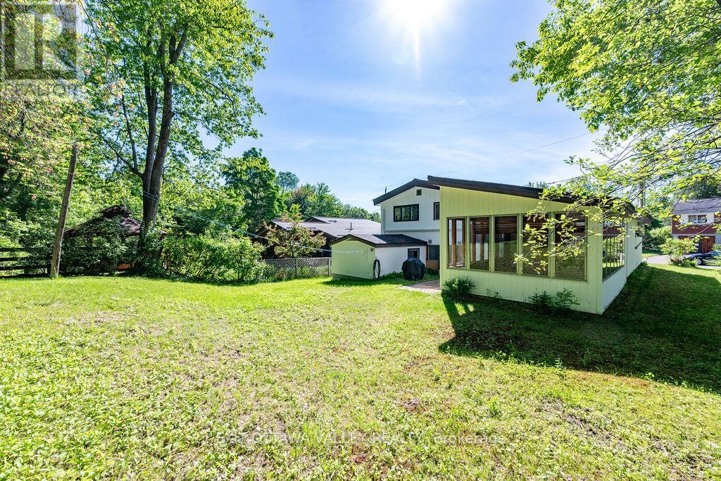 3 NEWTON CRESCENT - 39