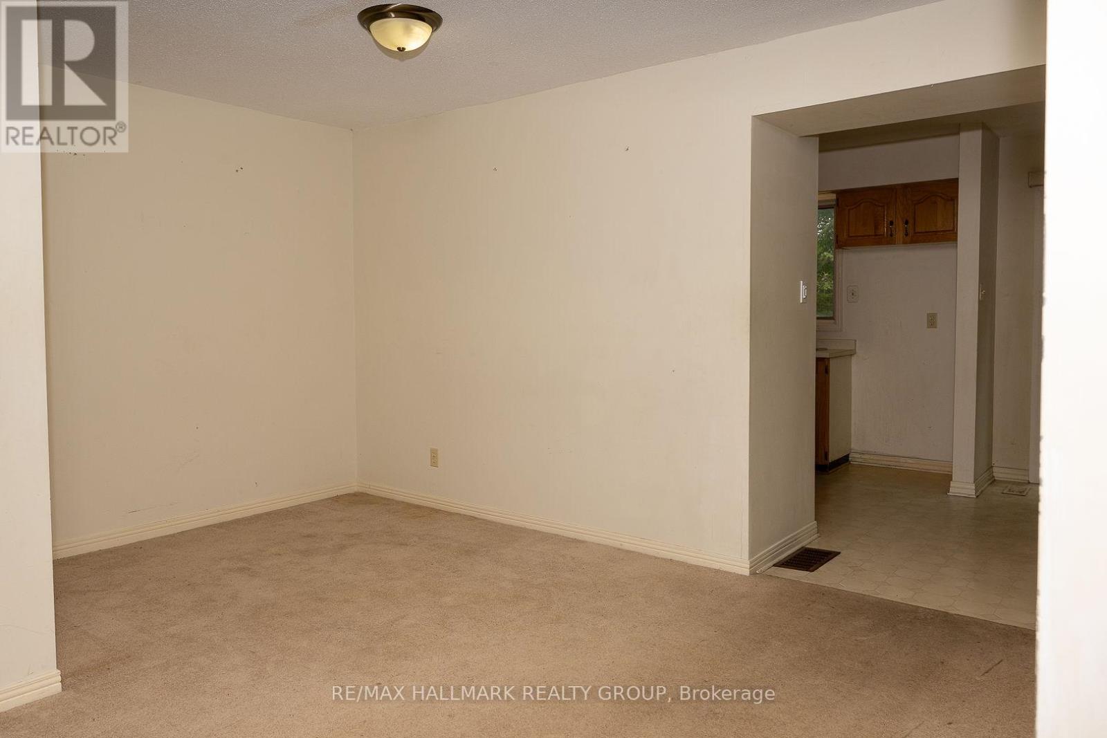 15 BIRCHDALE AVENUE - 9