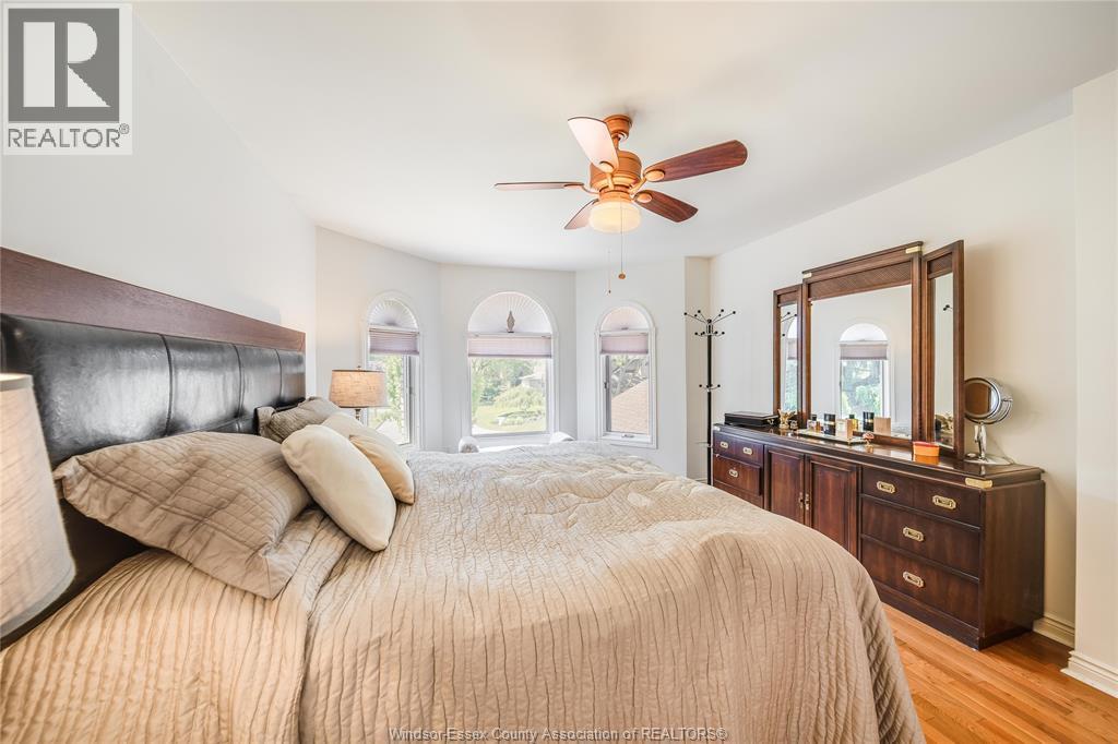 2485 YOUNGSTOWN STREET - 26