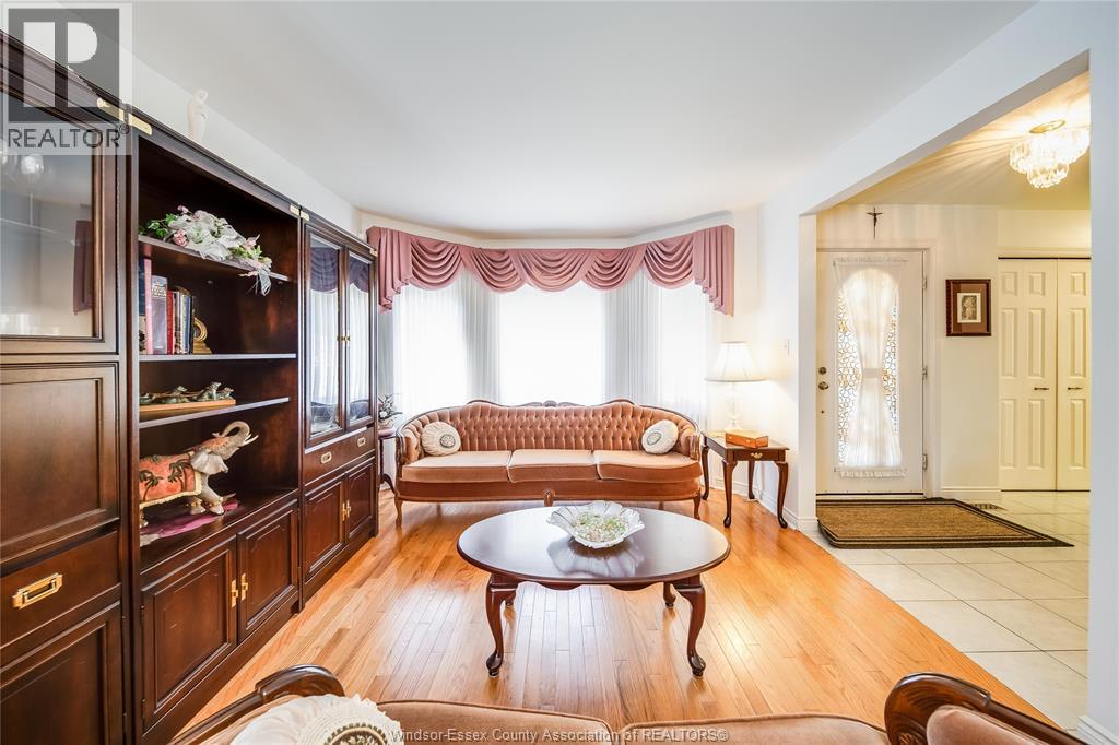2485 YOUNGSTOWN STREET - 6