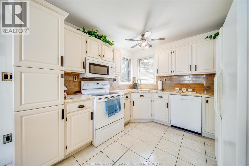 2485 YOUNGSTOWN STREET - 18