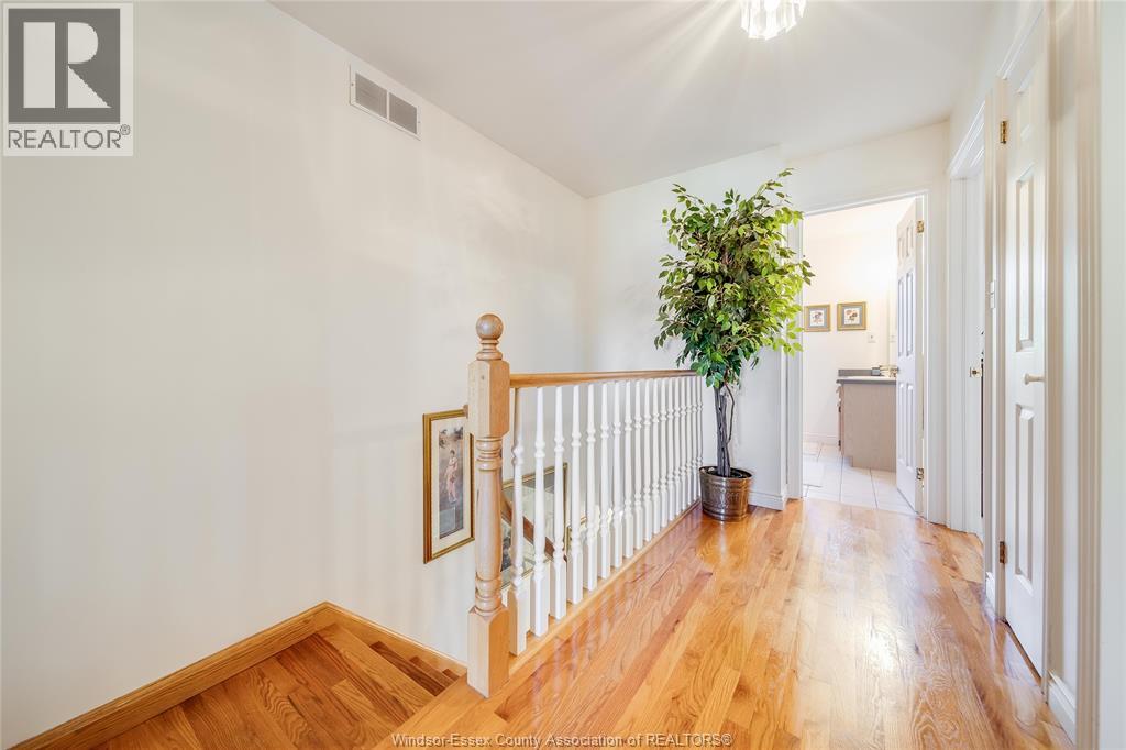 2485 YOUNGSTOWN STREET - 24