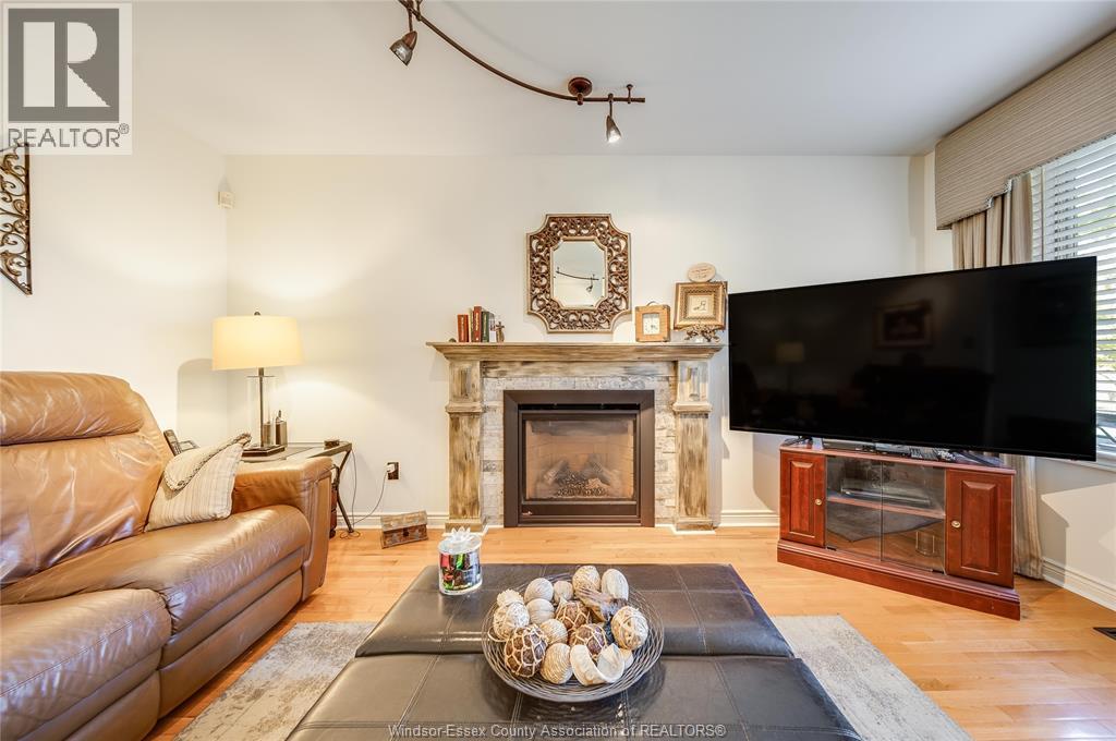 2485 YOUNGSTOWN STREET - 15