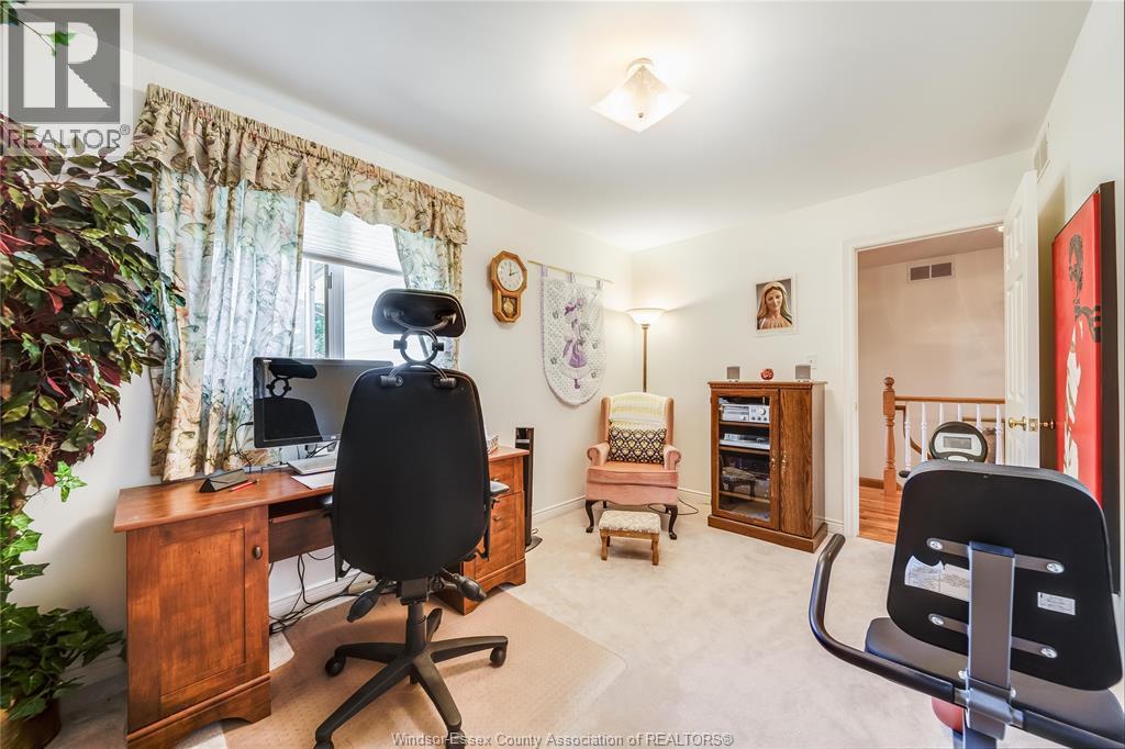 2485 YOUNGSTOWN STREET - 34