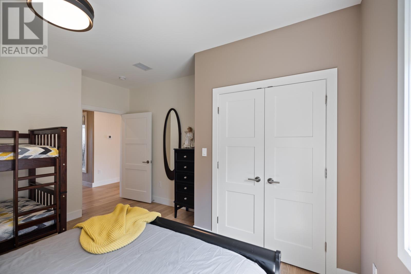 131 Bayview Drive - Image 25