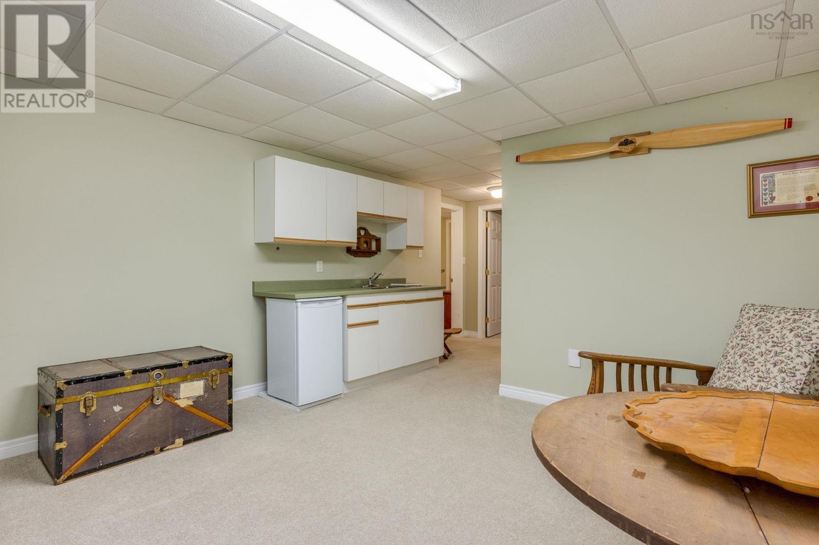 Property 26 of 50 of 73 Gravenstein Drive