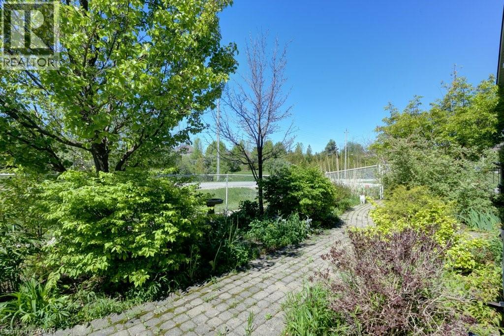 341 FRASER Drive - 25