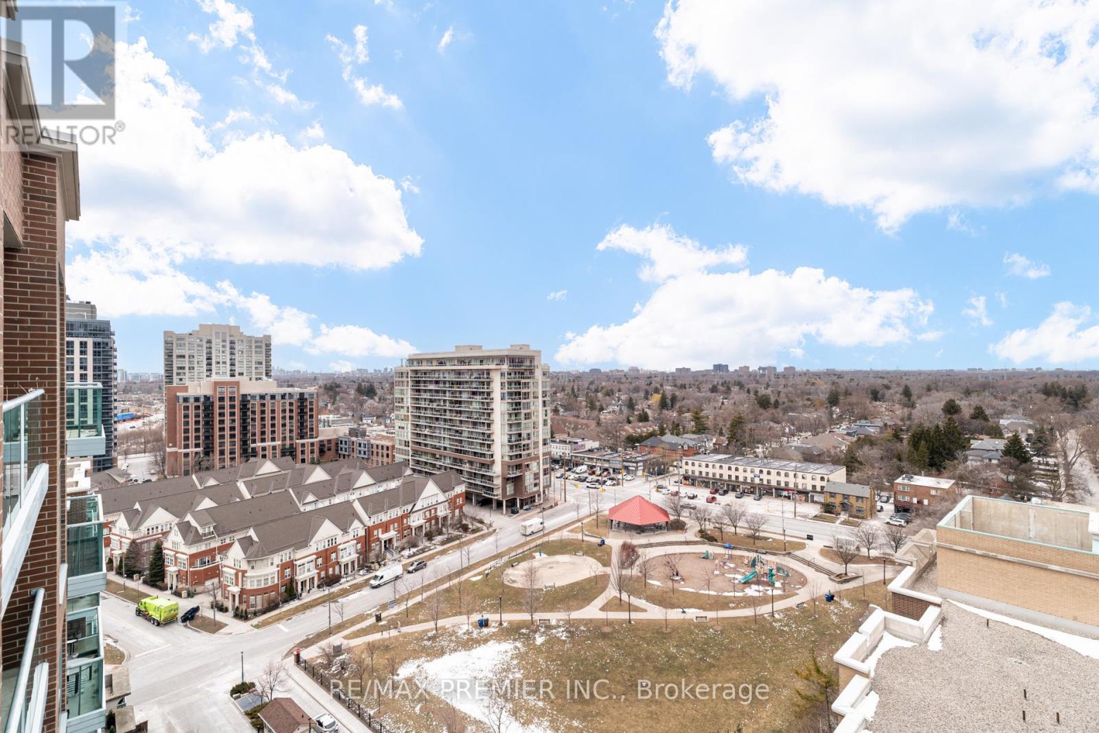 #PH06 15 MICHAEL POWER PLACE - 26