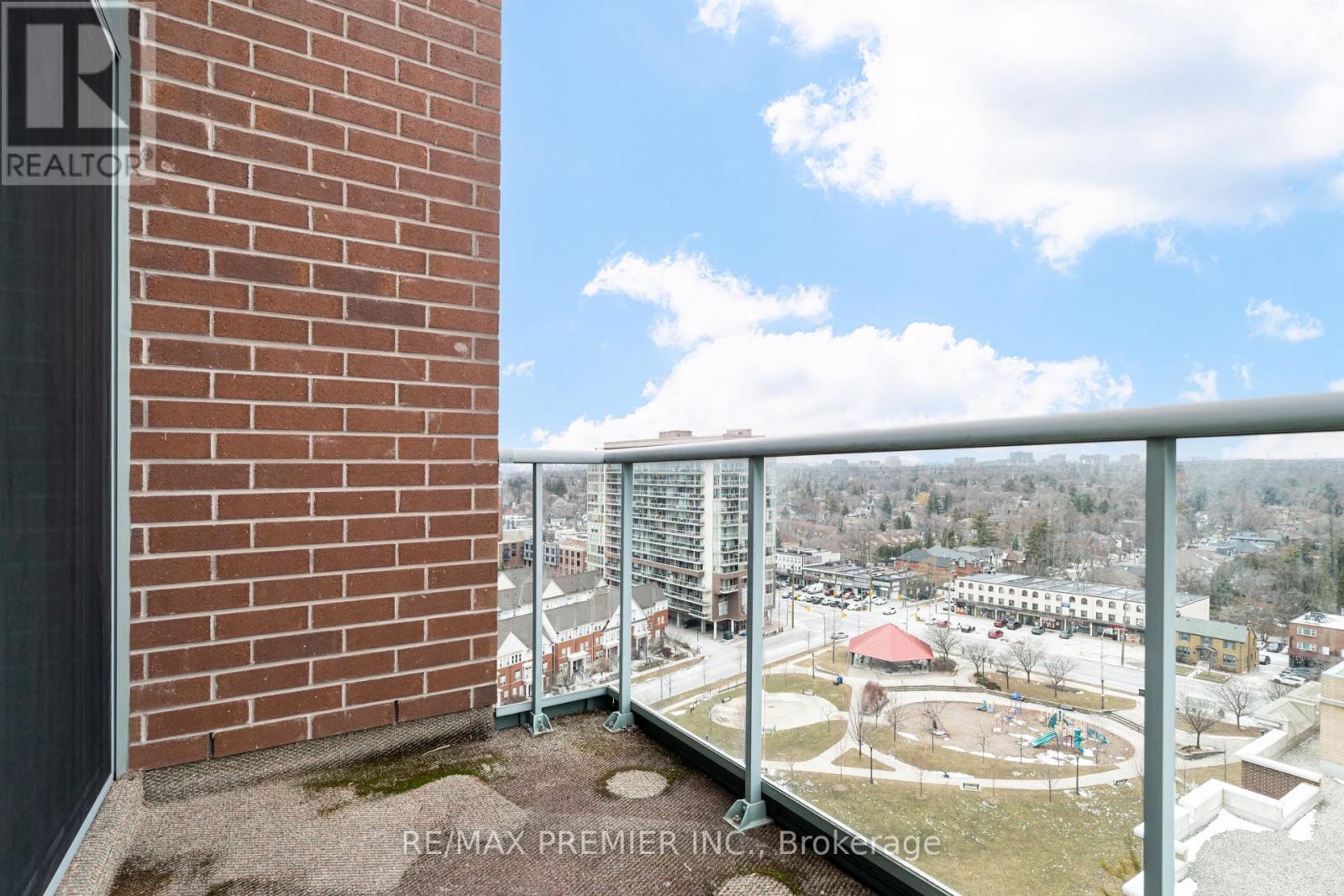 #PH06 15 MICHAEL POWER PLACE - 29