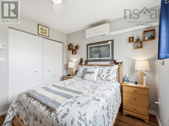 Property 44 of 51 of 124 Herbert Street