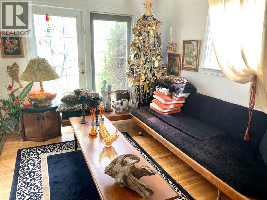 4811 52 Street — photo 13