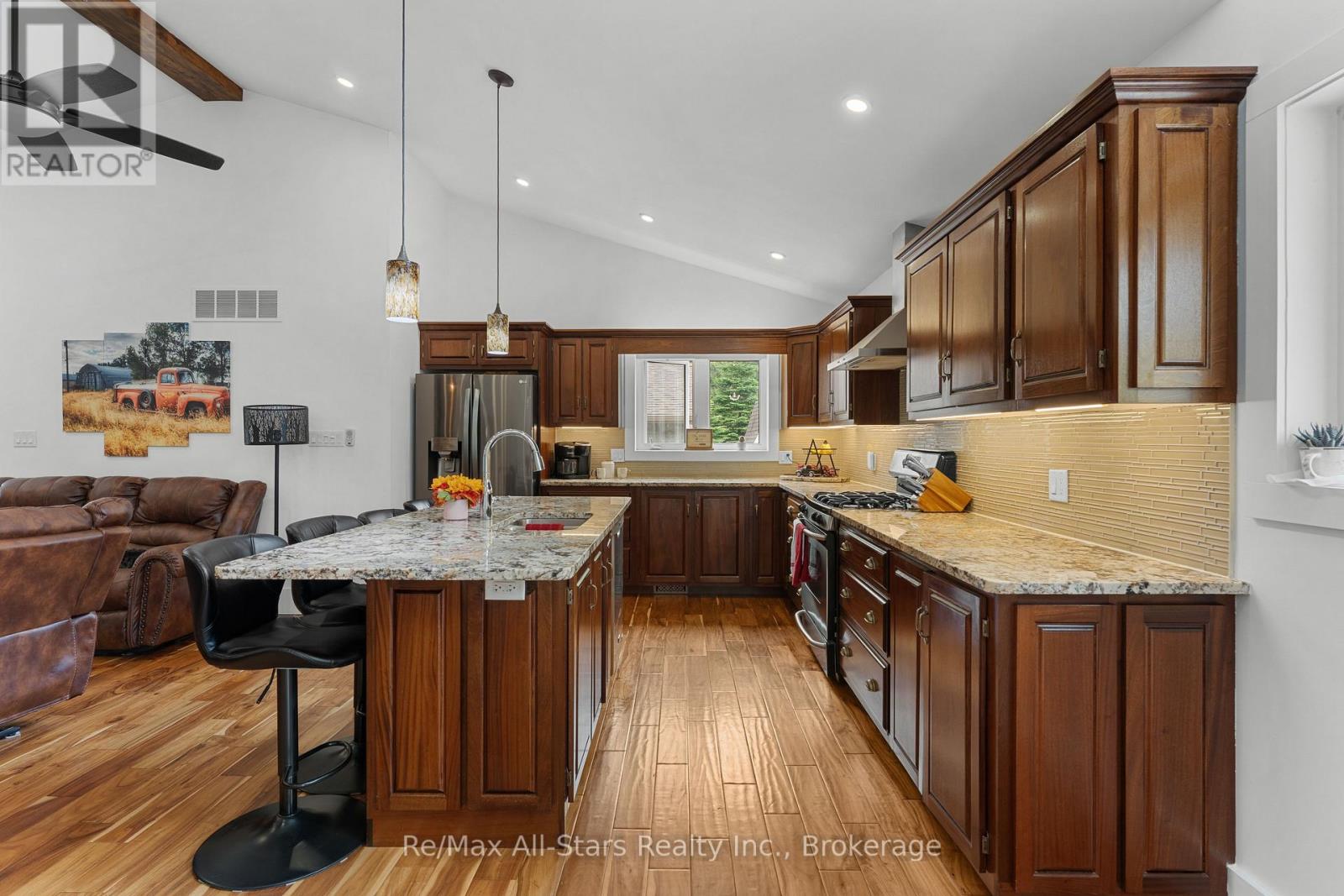 728 GALWAY ROAD - 10