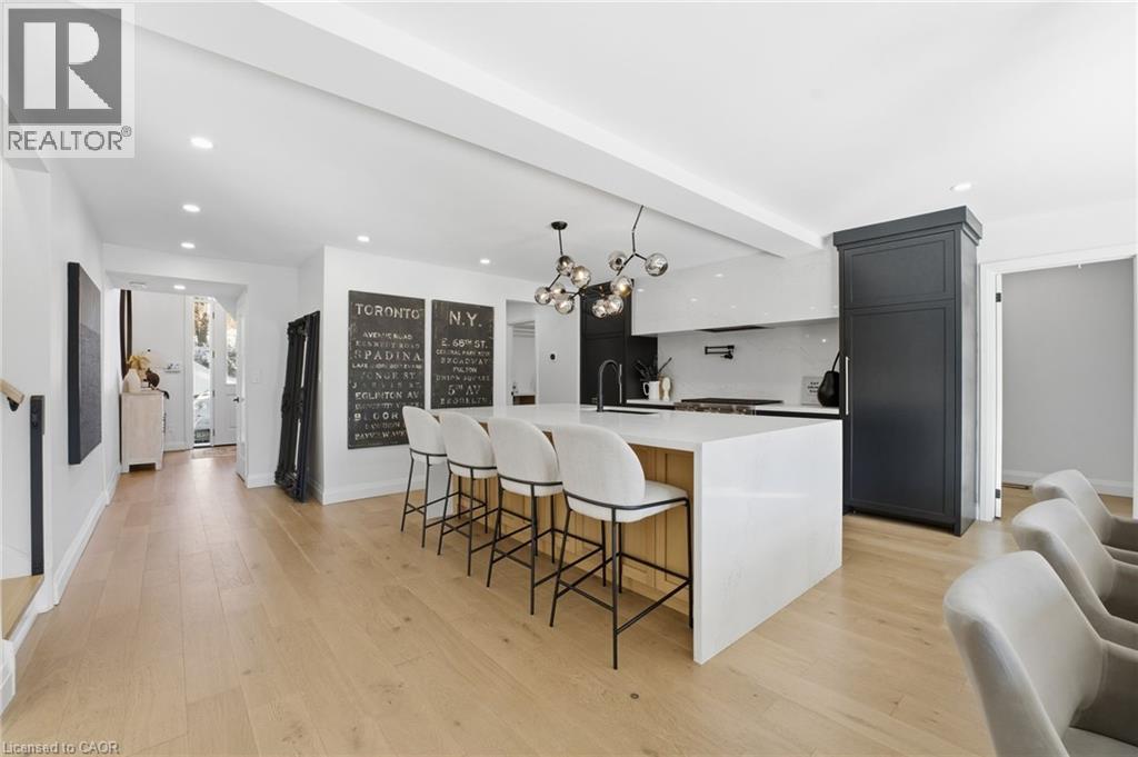 1316 DUNDAS Street - 8